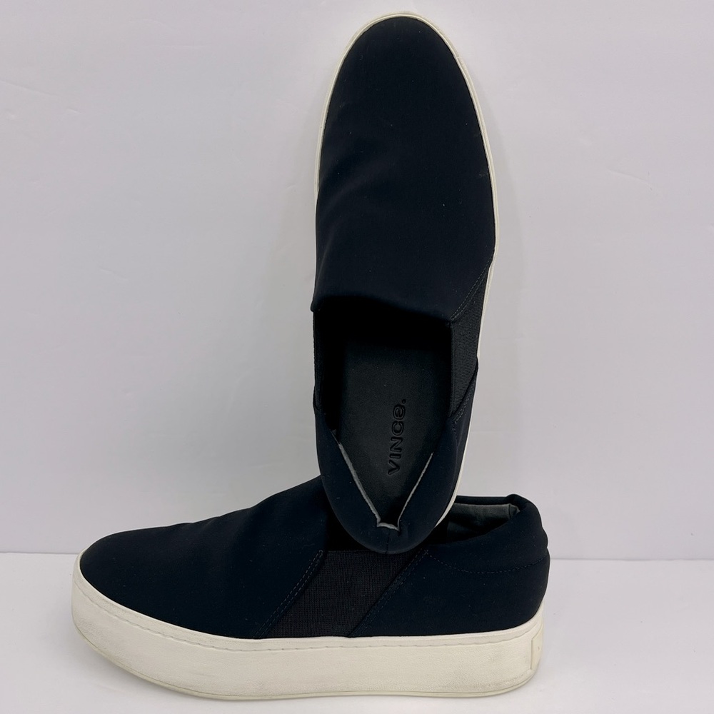 VINCE, LADIES SLIP ON/ WALKING SHOES, BLACK, FAUX SUADE, SIZE 6.5M